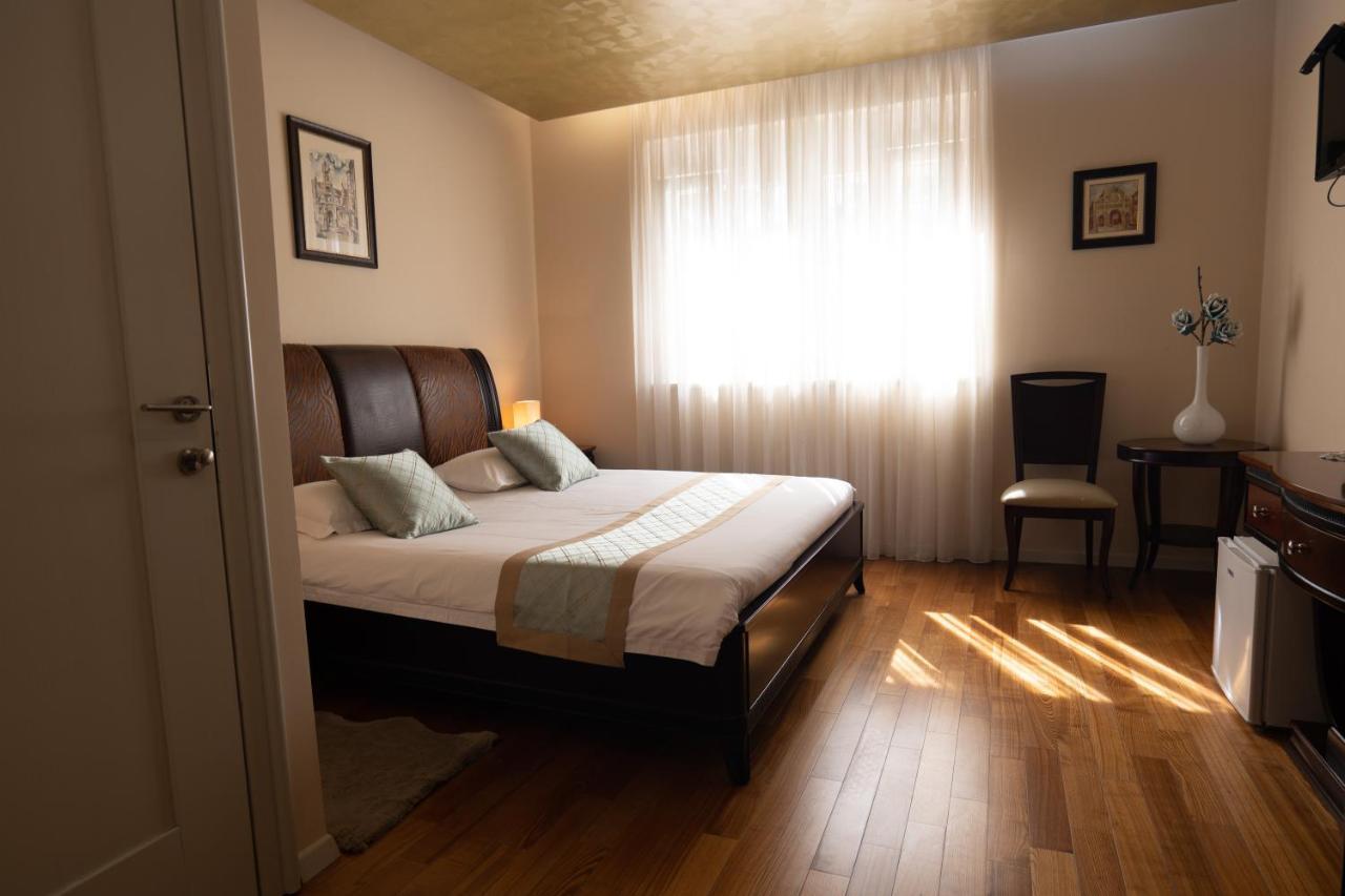 Scallop Regent Rooms Zara Esterno foto